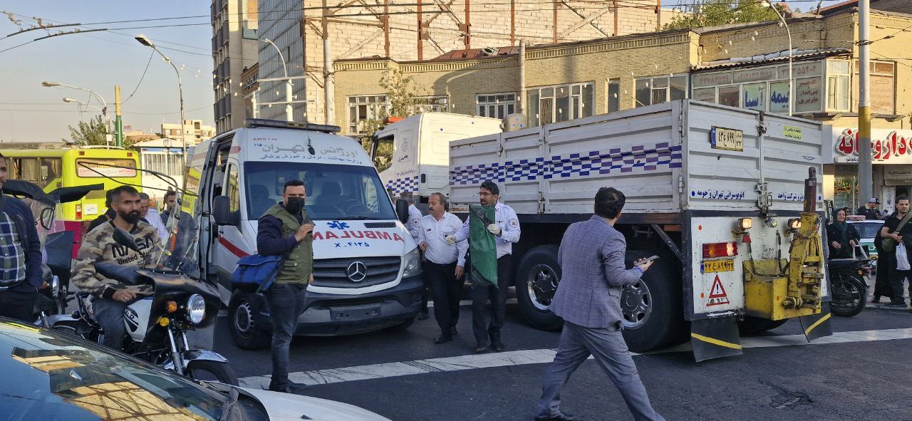 تصادف مرگبار اتوبوس در میدان شهدا + عکس تصادف مرگبار اتوبوس در میدان شهدا + عکس