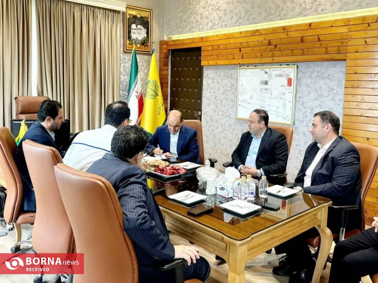 بازدید استاندار گیلان از مجتمع دخانیات گیلان