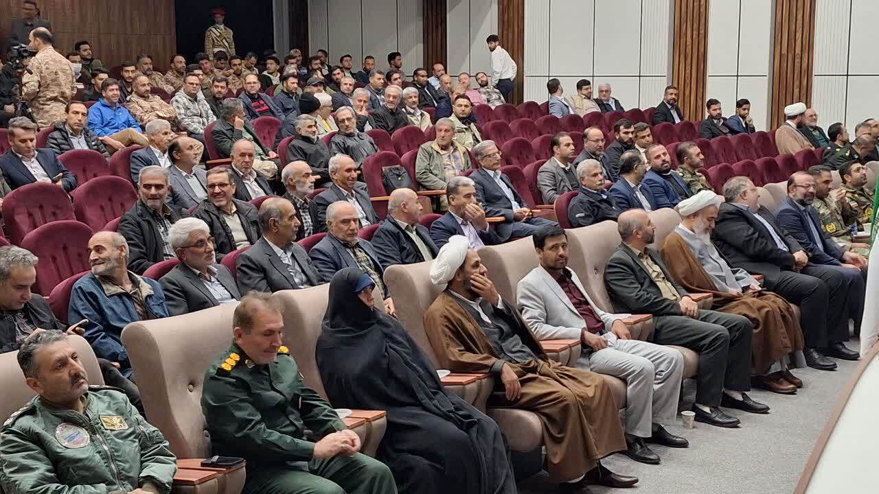 موزه دفاع مقدس باید تابلوی جلوه های ویژه استان قزوین باشد