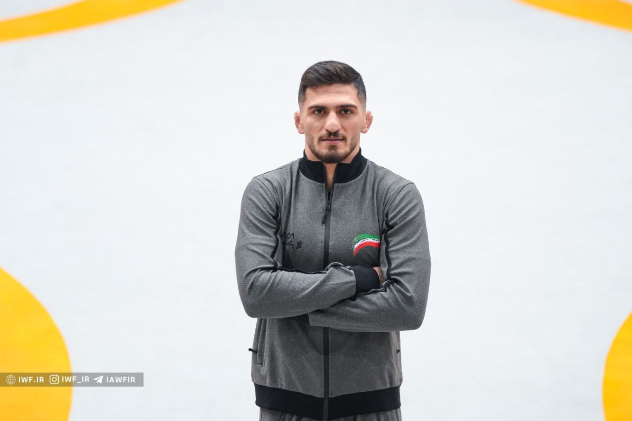 کشتی قهرمان جهان - آلبانی/ شروع طوفانی قاسم‌پور