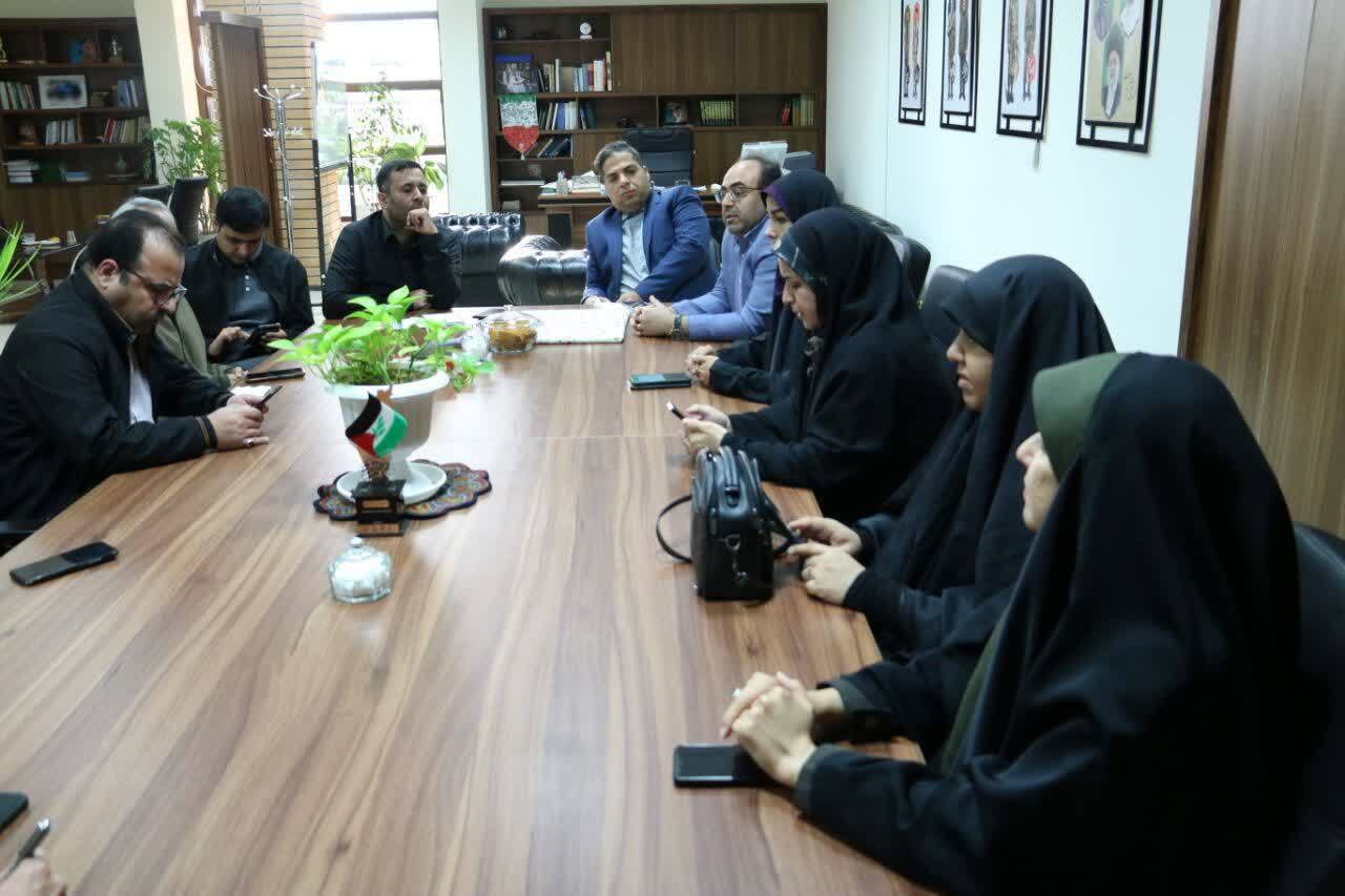 هم‌اندیشی انجمن مدیران خبرگزاری‌های استان کرمان با مدیرکل روابط عمومی استانداری