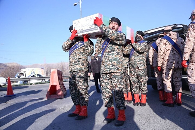 استقبال از پیکر مطهر ۴ شهید گمنام در سنندج