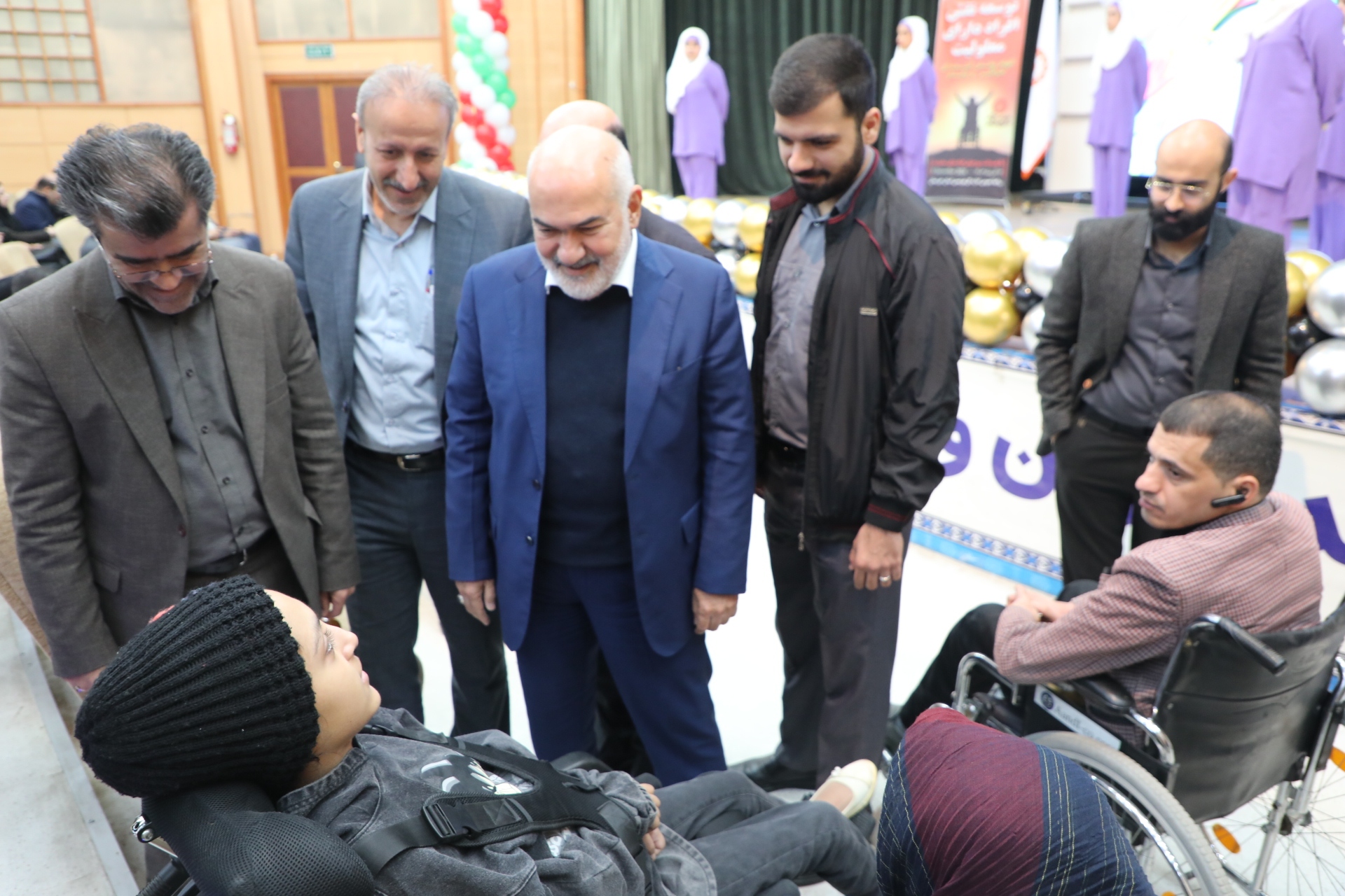 استاندار خوزستان: تغییر نگاه جامعه به معلولان کلید شکوفایی توانمندیهای آنان است استاندار خوزستان: تغییر نگاه جامعه به معلولان کلید شکوفایی توانمندیهای آنان است