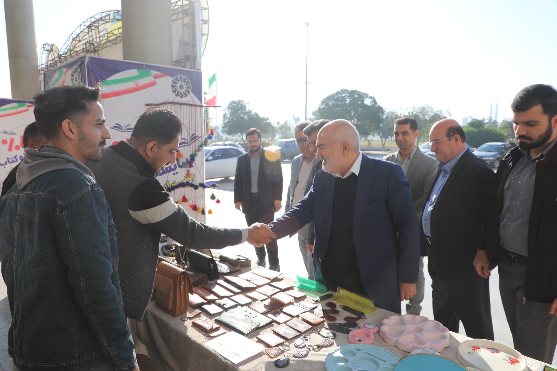 استاندار خوزستان: تغییر نگاه جامعه به معلولان کلید شکوفایی توانمندیهای آنان است استاندار خوزستان: تغییر نگاه جامعه به معلولان کلید شکوفایی توانمندیهای آنان است