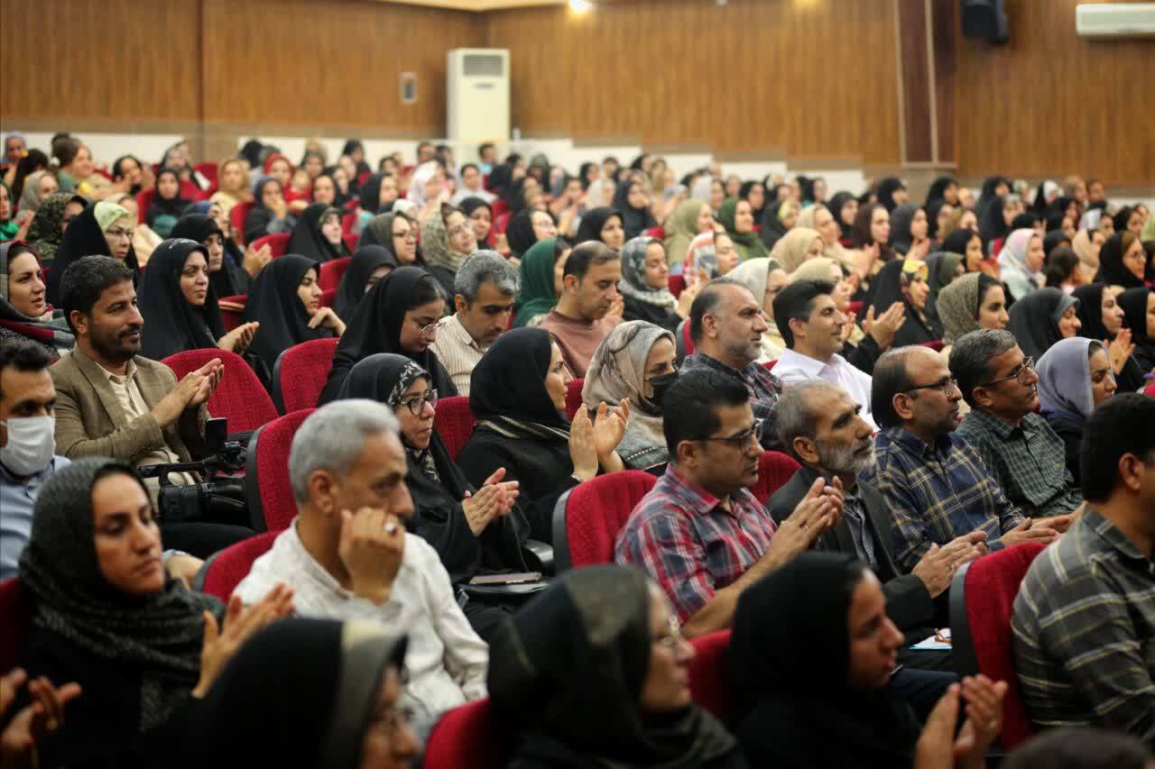 همایش پیشگیری از آسیب های اجتماعی در لامرد برگزار شد همایش پیشگیری از آسیب های اجتماعی در لامرد برگزار شد