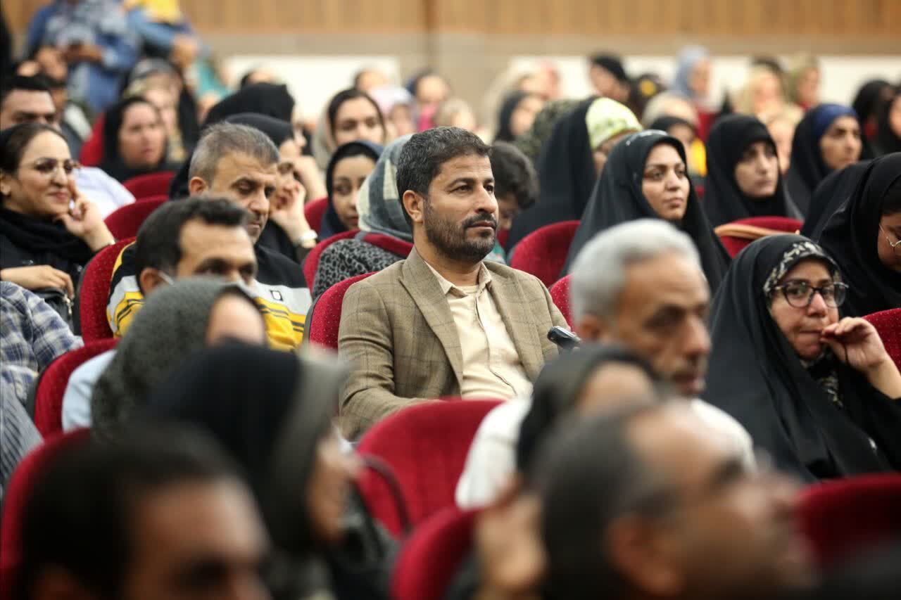 همایش پیشگیری از آسیب های اجتماعی در لامرد برگزار شد همایش پیشگیری از آسیب های اجتماعی در لامرد برگزار شد