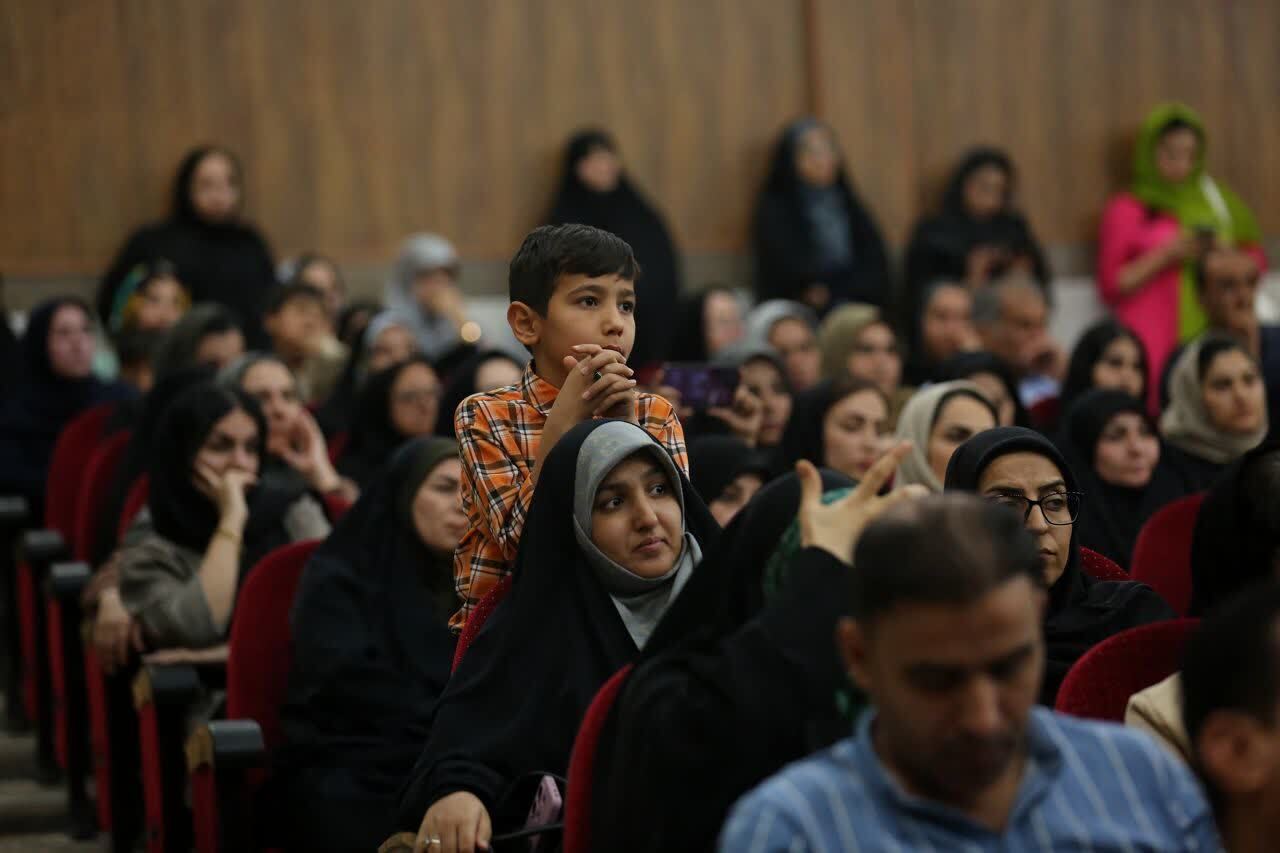 همایش پیشگیری از آسیب های اجتماعی در لامرد برگزار شد همایش پیشگیری از آسیب های اجتماعی در لامرد برگزار شد