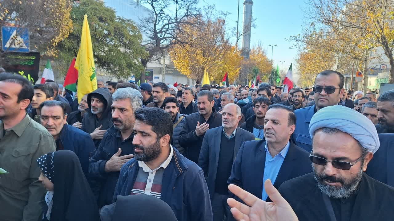 شهدا با دفاع از ارزشها و کیان کشور ماندگار شده اند