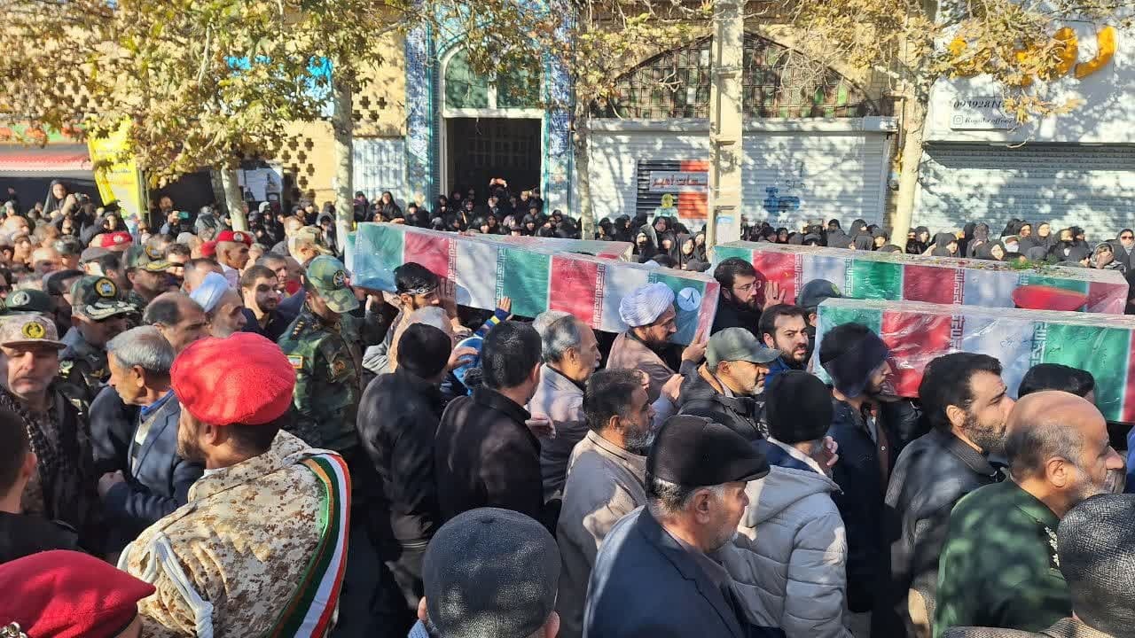 تشییع و تدفین پیکر شهید گمنام در قزوین