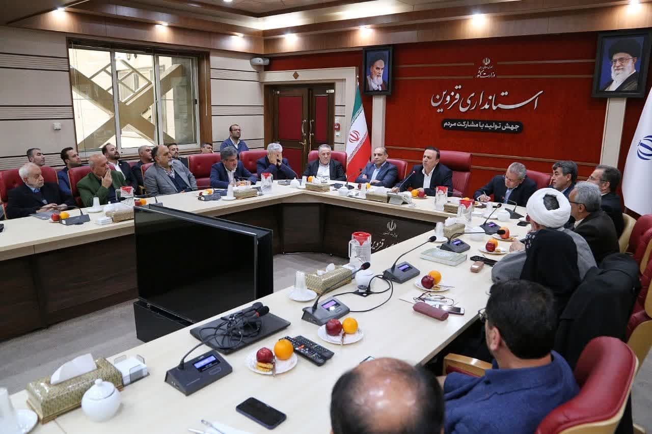 به گفتمان دکتر پزشکیان پایبند هستم 