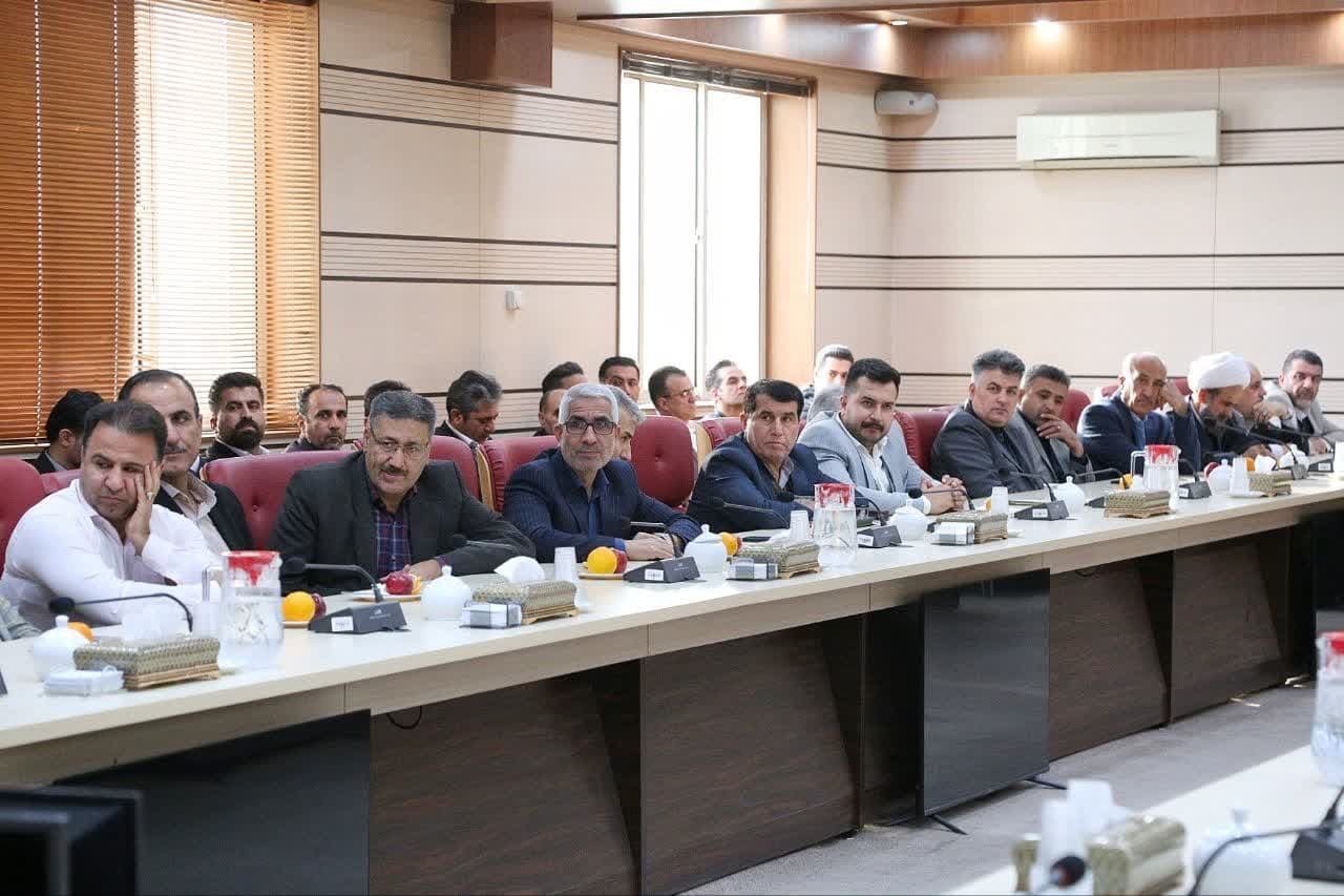 به گفتمان دکتر پزشکیان پایبند هستم 