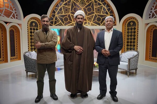 همراه: «یکی از ما» روایت تلاش قهرمانان بینام و نشان در مناطق محروم است همراه: «یکی از ما» روایت تلاش قهرمانان بینام و نشان در مناطق محروم است