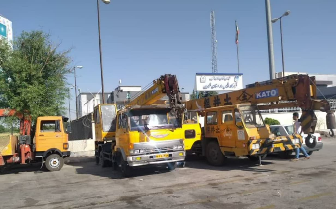 کانون جهانگردی و اتومبیلرانی استان قزوین با 85 دستگاه خودروی سنگین و فوق سنگین در طرح زمستانی مشارکت دارد. کانون جهانگردی و اتومبیلرانی استان قزوین با 85 دستگاه خودروی سنگین و فوق سنگین در طرح زمستانی مشارکت دارد.