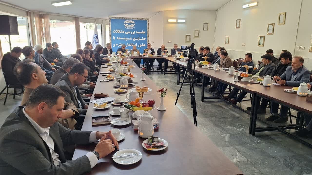 نوذری: میز شوینده ها و کارگروه های تخصصی صنعتی را در قزوین فعال می کنیم