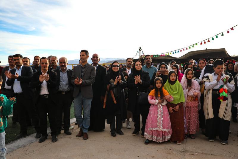 سومین جشنواره شکرانه برداشت زعفران در دزپارت برگزار شد