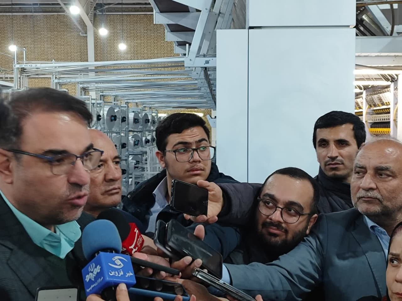 رفع موانع تولید با مشارکت مردم و دستگاهها در اولویت وزارت صمت است