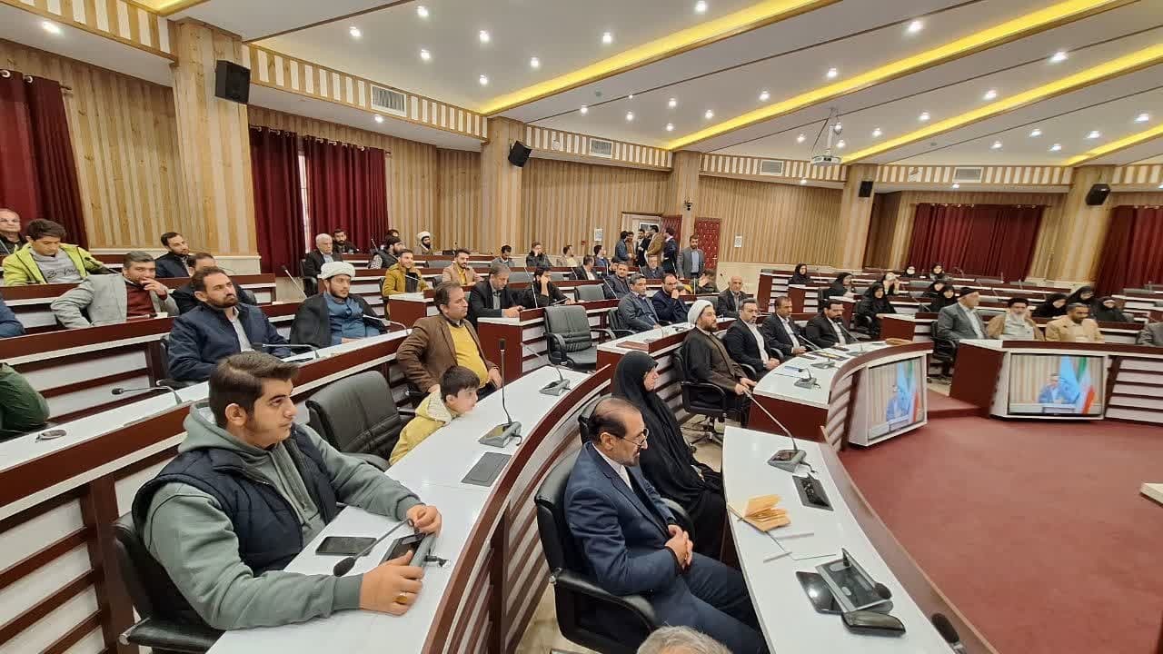 جریان« شریان» بدنبال شبکه سازی و استفاده از جوانان توانمند برای حل مشکلات کشور است