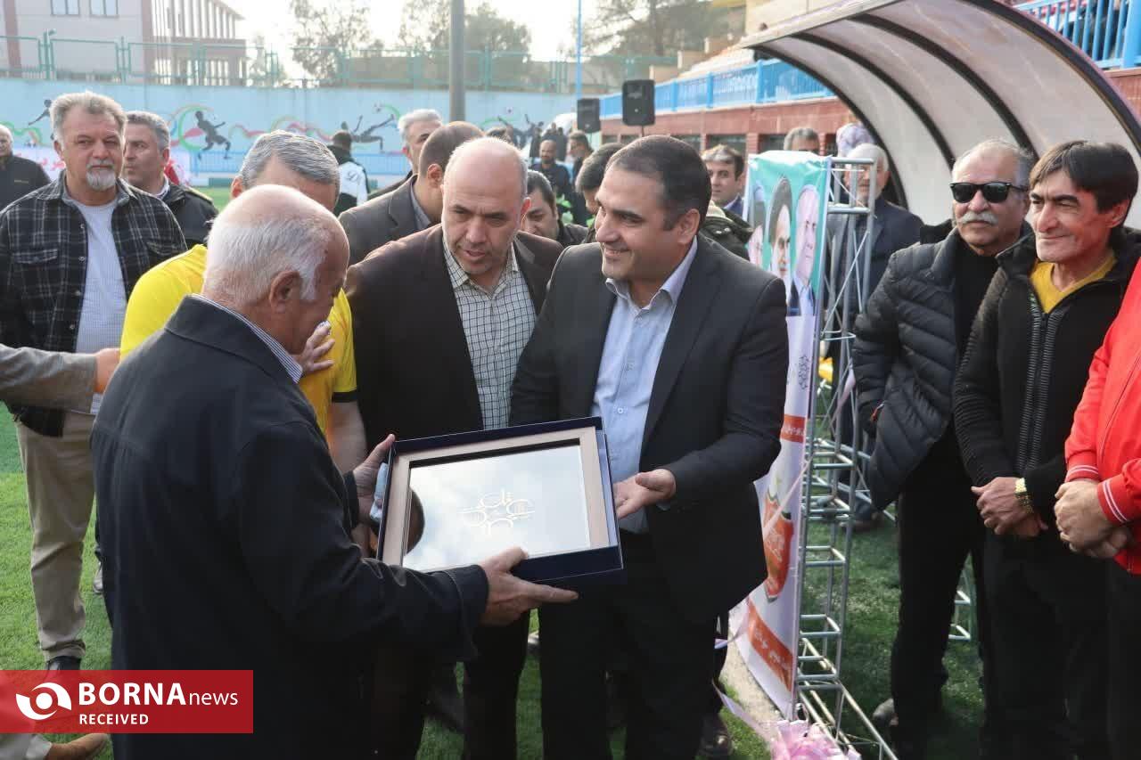 بهرهبرداری از مجموعه ورزشی شهدای قاسمآبادو مسابقه جذاب پیشکسوتان بهرهبرداری از مجموعه ورزشی شهدای قاسمآبادو مسابقه جذاب پیشکسوتان