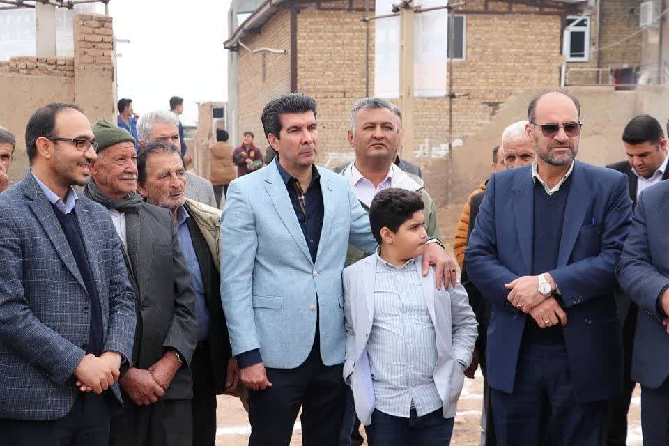 ساخت مدرسه شش کلاسه در بویین زهرا توسط خیر آغاز شد ساخت مدرسه شش کلاسه در بویین زهرا توسط خیر آغاز شد