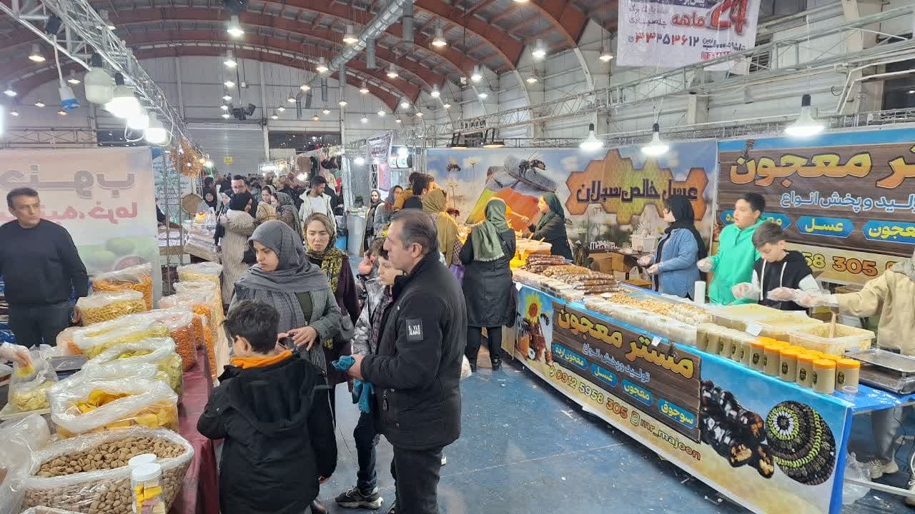 نمایشگاه شب یلدا در قزوین گشایش یافت