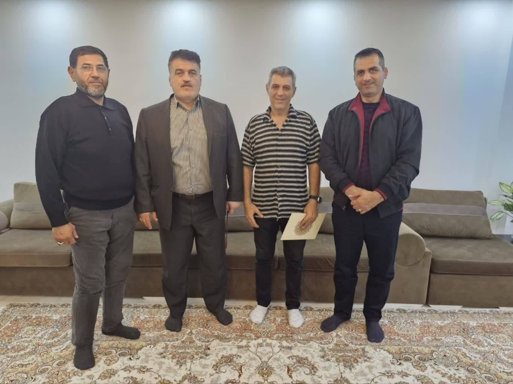 به مناسبت گرامیداشت هفته بسیج از ۲ پیشکسوت بسیجی ورزشکار شهرستان ساری تجلیل شد به مناسبت گرامیداشت هفته بسیج از ۲ پیشکسوت بسیجی ورزشکار شهرستان ساری تجلیل شد