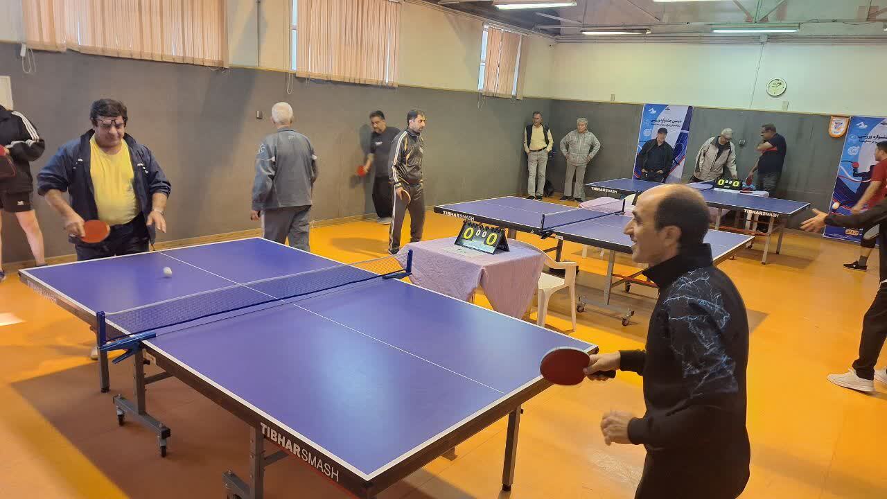 دومین جشنواره ورزشی پیش کسوتان صدا و سیما در تهران آغاز شد دومین جشنواره ورزشی پیش کسوتان صدا و سیما در تهران آغاز شد