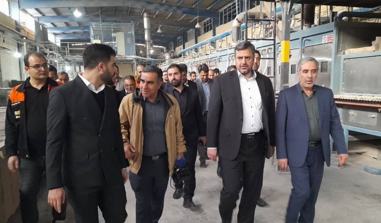 قزوین از قطب های صنعتی کشور محسوب می شود قزوین از قطب های صنعتی کشور محسوب می شود