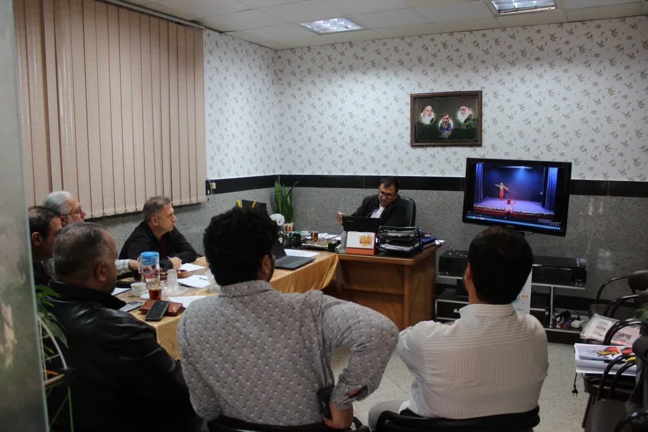 پایان مرحله استانی جشنواره تئاتر سودای عشق با حضور ۱۶ تئاتر صحنه ای و ۸ تئاتر خیابانی پایان مرحله استانی جشنواره تئاتر سودای عشق با حضور ۱۶ تئاتر صحنه ای و ۸ تئاتر خیابانی