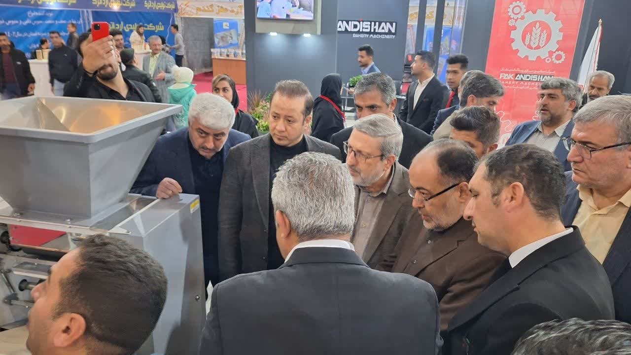 دومین نمایشگاه آرد و نان در قزوین افتتاح شد دومین نمایشگاه آرد و نان در قزوین افتتاح شد