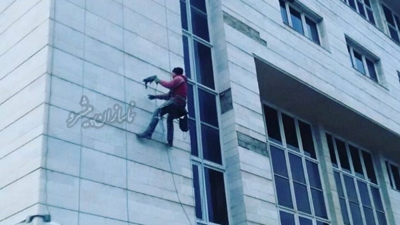 جلوگیری از ریزش سنگ نمای ساختمان توسط پیچ و رولپلاک جلوگیری از ریزش سنگ نمای ساختمان توسط پیچ و رولپلاک