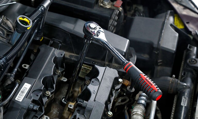 زمان تعویض شمع خودرو: نشانهها و نکات کلیدی زمان تعویض شمع خودرو: نشانهها و نکات کلیدی