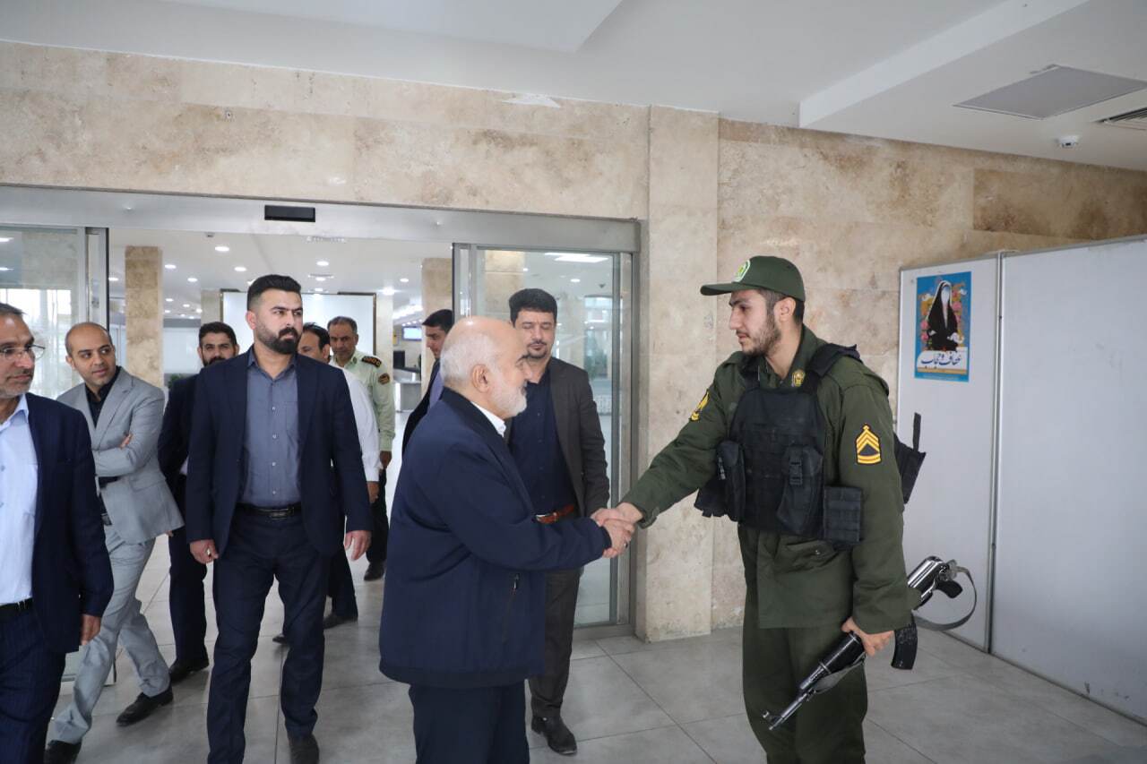 استاندار خوزستان از پلیس راه و فرودگاه اهواز بازدید به عمل آورد