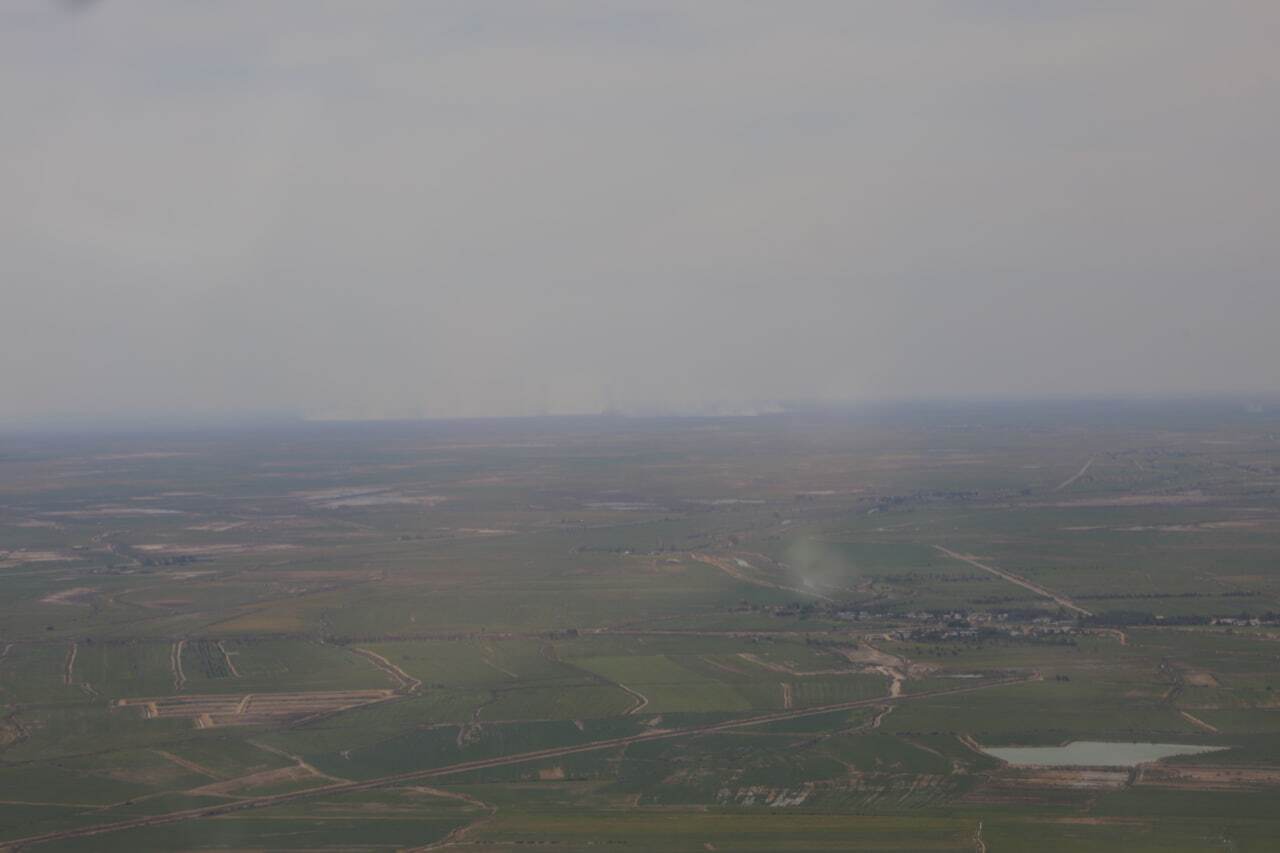  بازدید میدانی استاندار خوزستان از منطقه مرزی دچار حریق هورالعظیم