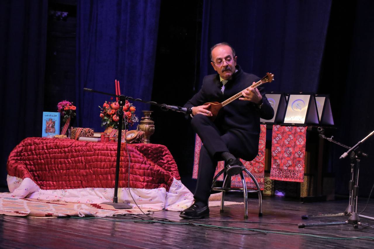 از شب یلدا تا نوروز؛ جشن بزرگ شب یلدا در سنگلج برگزار شد