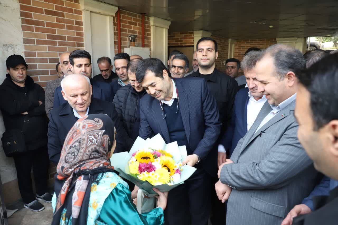 دستور وزیر ورزش و جوانان برای رسیدگی به استادیوم فوتبال هفتم تیر بابل