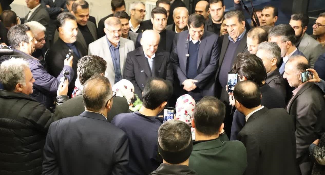 بازدید وزیر ورزش از سالن شهید سلیمانی ماهفروجک ساری / واگذاری اختیارات تکمیل پروژه به استاندار مازندران