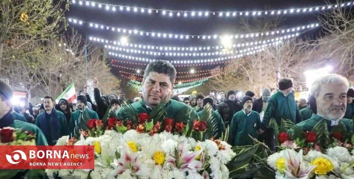 حرم مطهر رضوی به یمن قدوم جوادالائمه (ع) گلباران شد