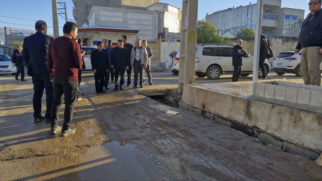 بازدید میدانی استاندار خوزستان از مناطق سیل‌زده ایذه و محورهای مواصلاتی مسجدسلیمان