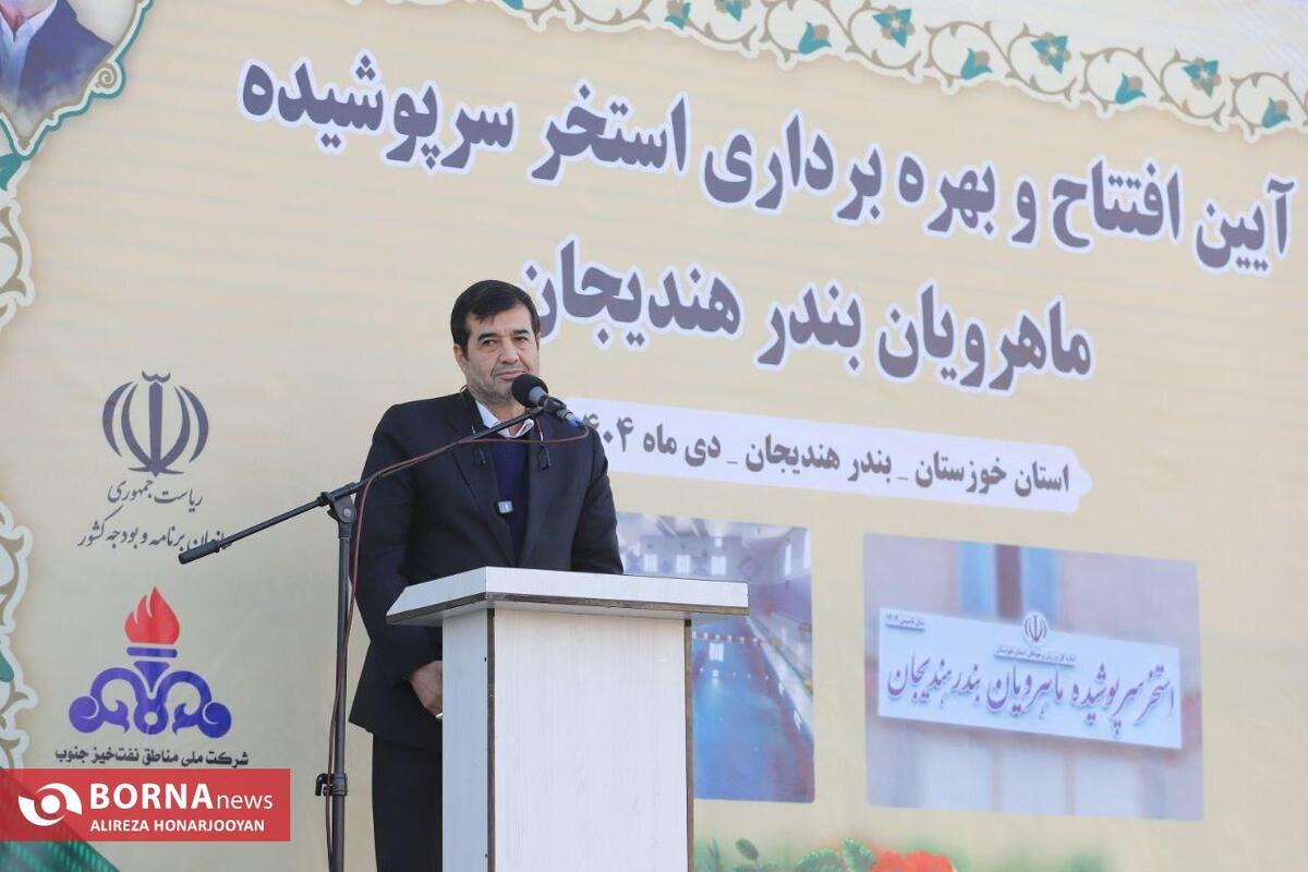 وزیر ورزش و جوانان: توسعه ورزش نباید صرفا به سالن‌های سرپوشیده محدود شود / رویکرد ما پیگیری پروژه های بالای ۷۰ درصد است