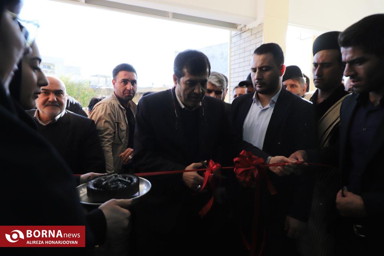 وزیر ورزش: ایذه نقش تاریخی در پرورش افتخارات ملی کشتی دارد / سرمایه‌گذاری‌های ورزشی در ایذه تداوم می‌یابد