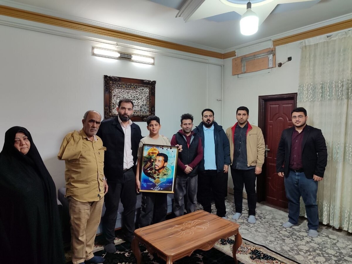 دیدار هیأت وزنه‌برداری برداری گلستان با خانواده شهید مدافع حرم