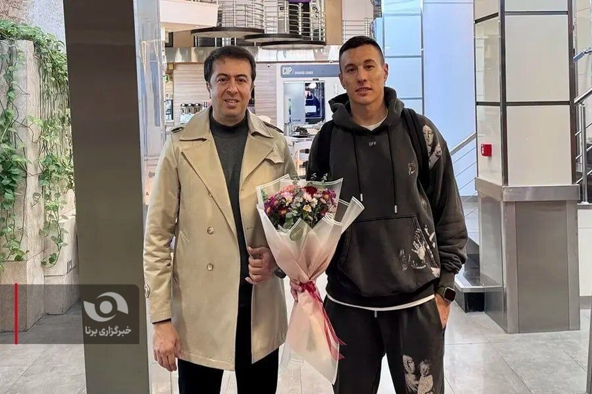 استقبال ویژه از خرید جدید پرسپولیس در بدو ورود به تهران