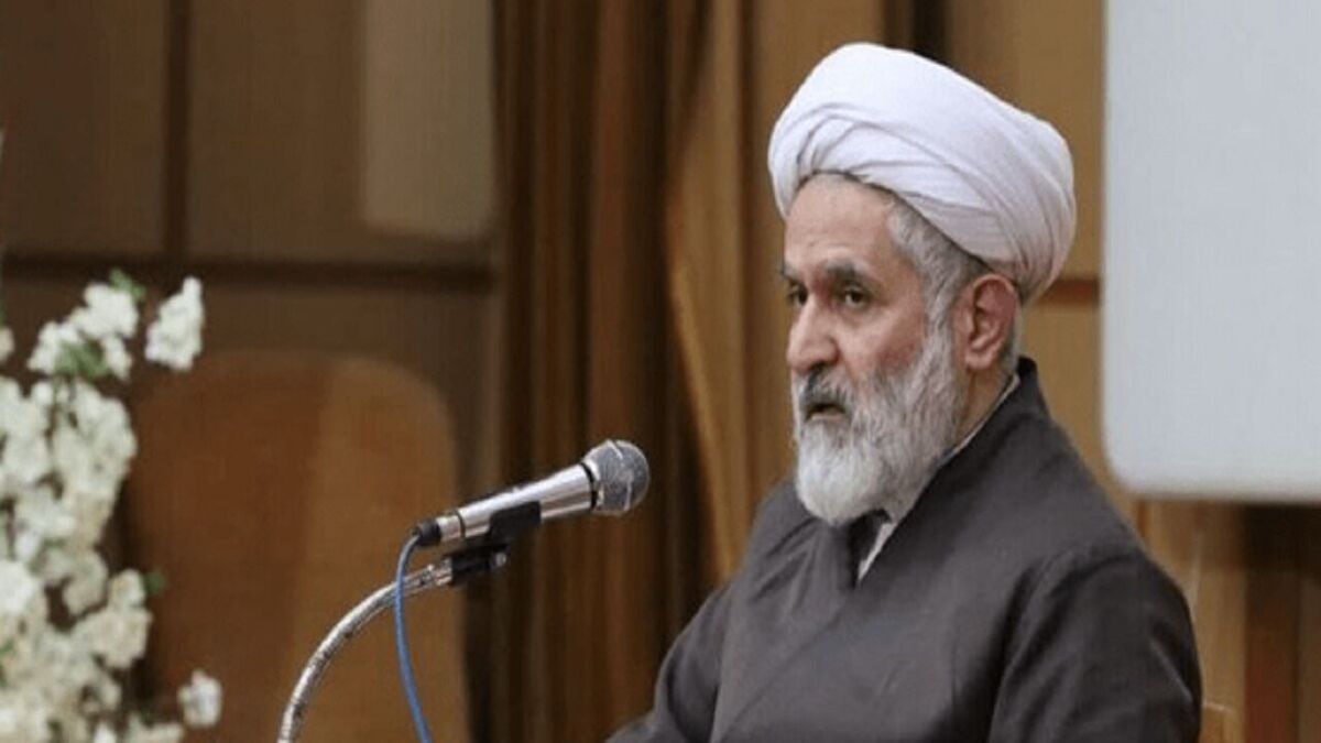 طائب: حمله امریکا به ونزوئلا با هدف دستیابی به دخایر نفت و طلا بود