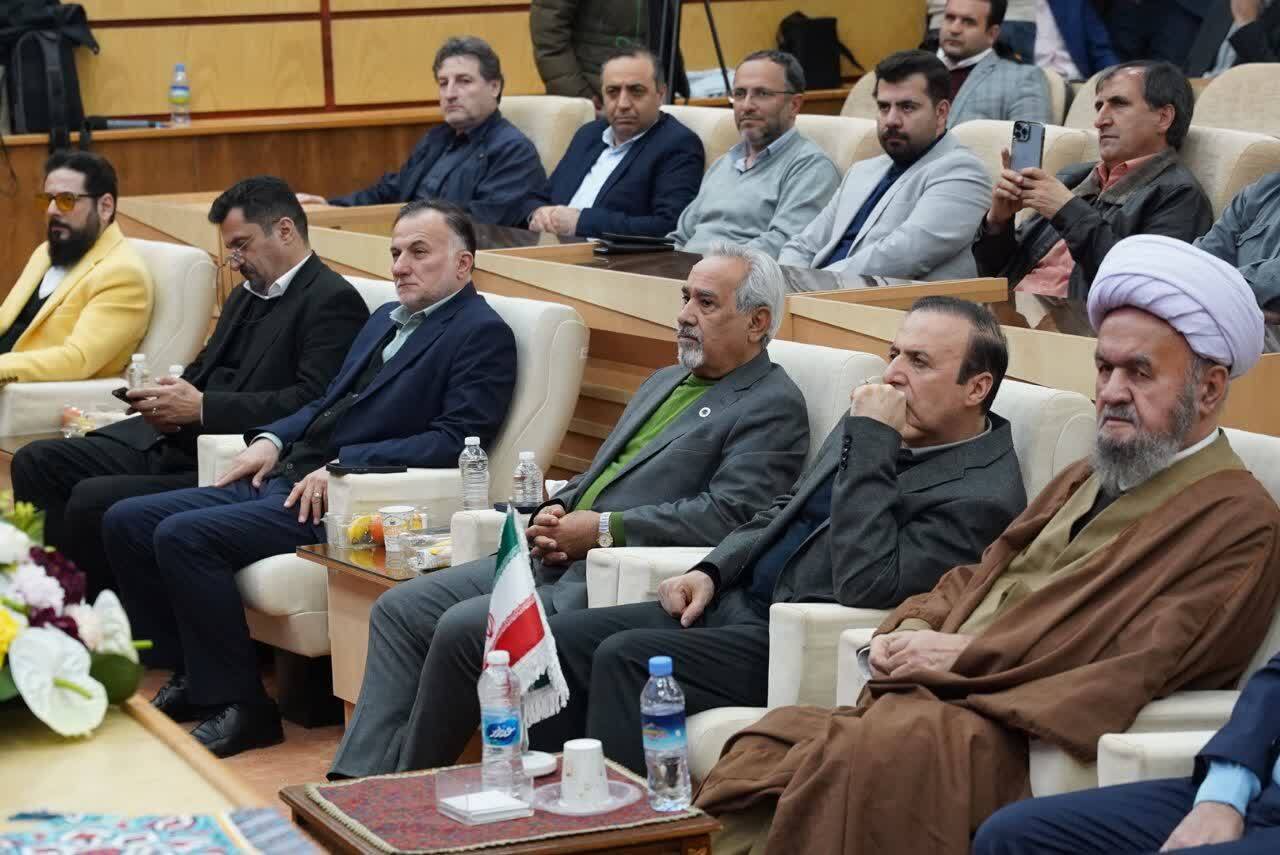 مراسم گرامیداشت ولادت حضرت امیرالمؤمنین(ع) در استانداری برگزار شد مراسم گرامیداشت ولادت حضرت امیرالمؤمنین(ع) در استانداری برگزار شد