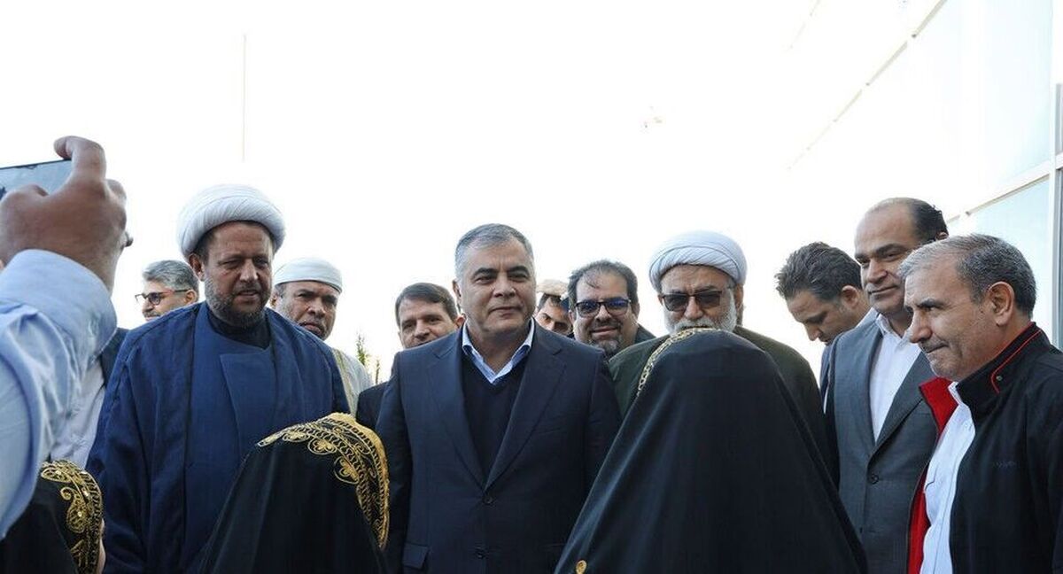 بازدید وزیر نفت از فاز ۱۴ پارس جنوبی و پالایشگاه فجر جم