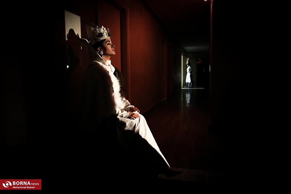 پشت صحنه نمایش موزیکال 