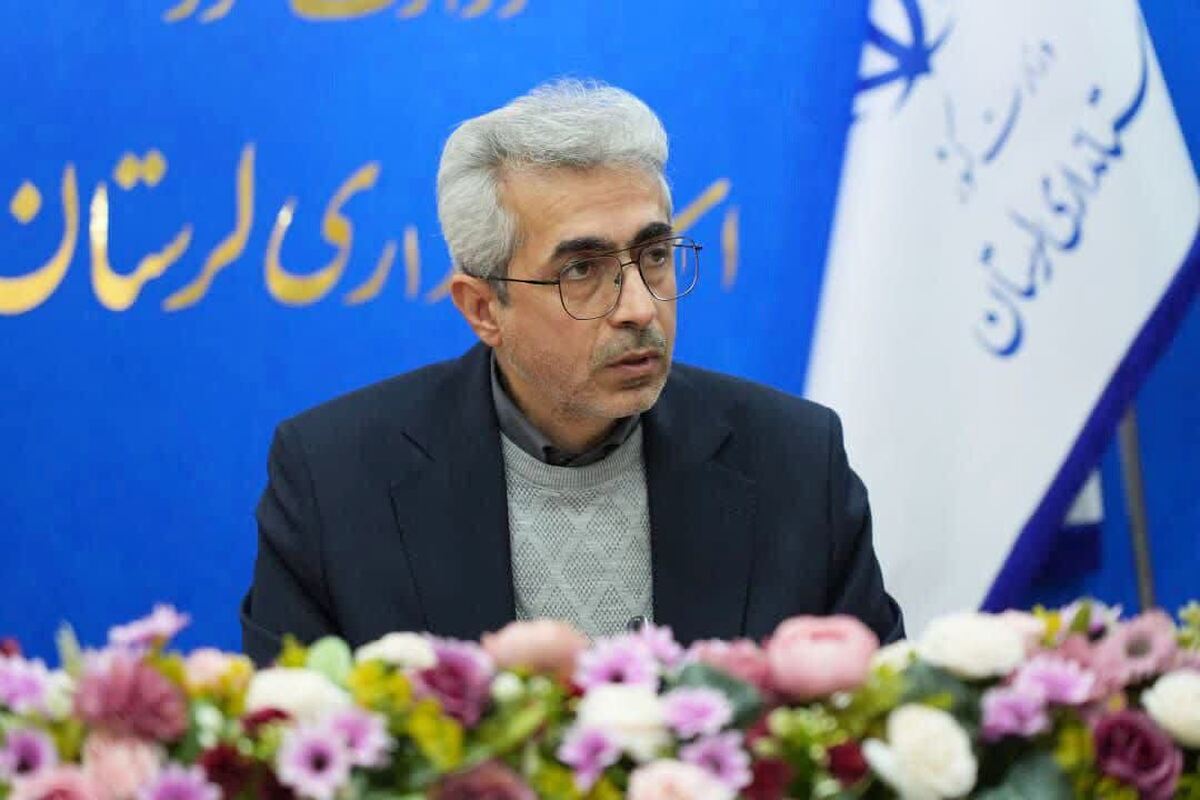 معاون اقتصادی استاندار لرستان خبر داد: ۲۰۰ تن مرغ منجمد با قیمت ۱۴۰ هزارتومان در استان توزیع می شود