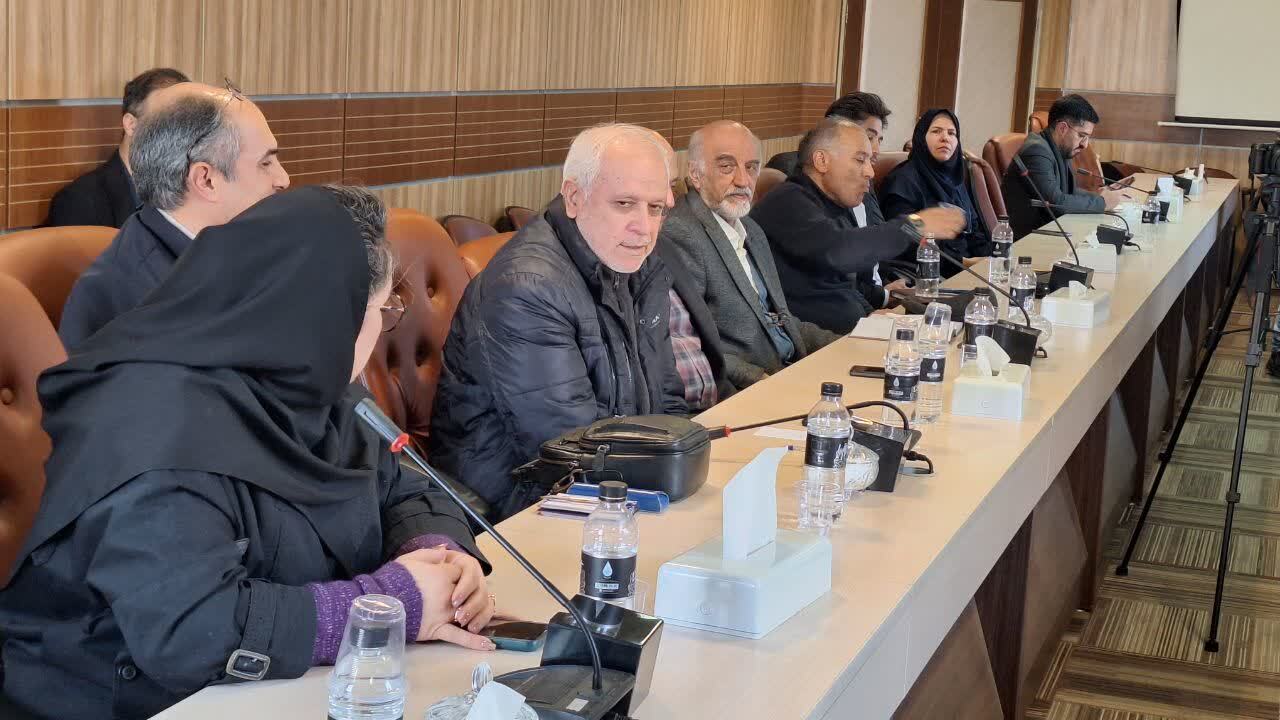 آموزش و ساماندهی فعالان عرصه سوارکاری از چالشهای مهم این رشته ورزشی است آموزش و ساماندهی فعالان عرصه سوارکاری از چالشهای مهم این رشته ورزشی است