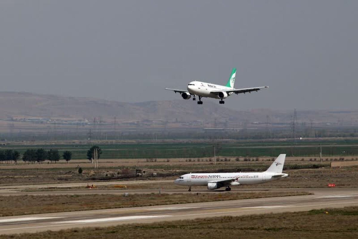 پروازهای مشهد در موعد مقرر انجام می‌شود/ اطلاع‌رسانی پیامکی ایرلاین‌ها در حال انجام است