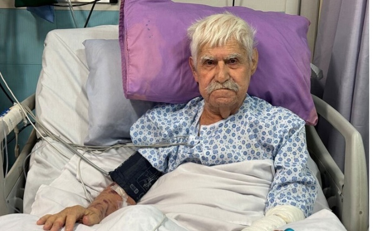 «عنایت بخشی» همچنان در بیمارستان بستری است